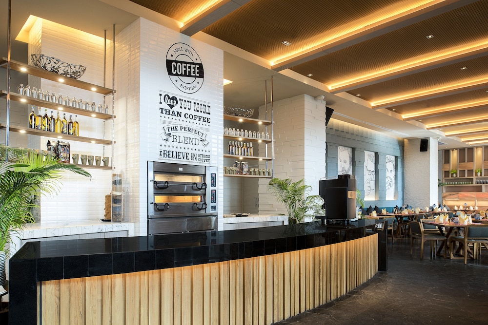 מזון ומשקאות