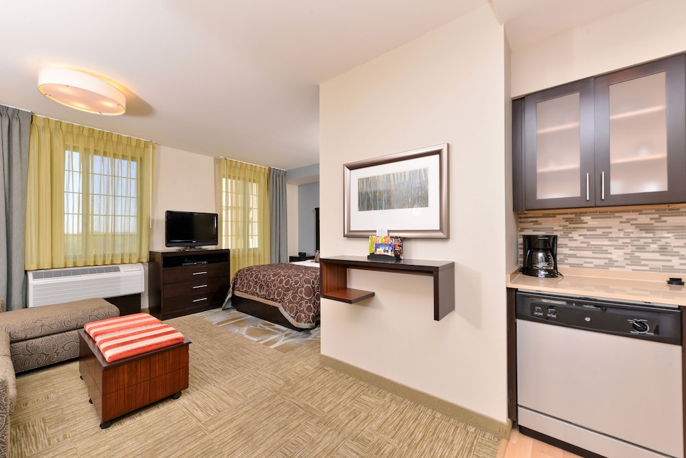Staybridge Suites Stone Oak by IHG - photo 9