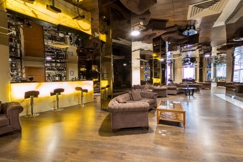 מזון ומשקאות