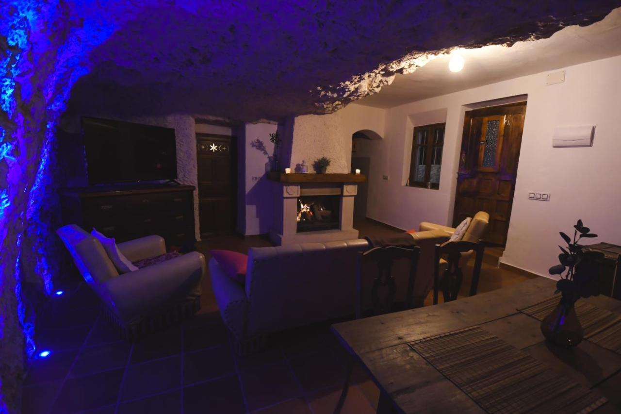 Cueva de la Abuela Maria — hotel in Alcala Del Jucar