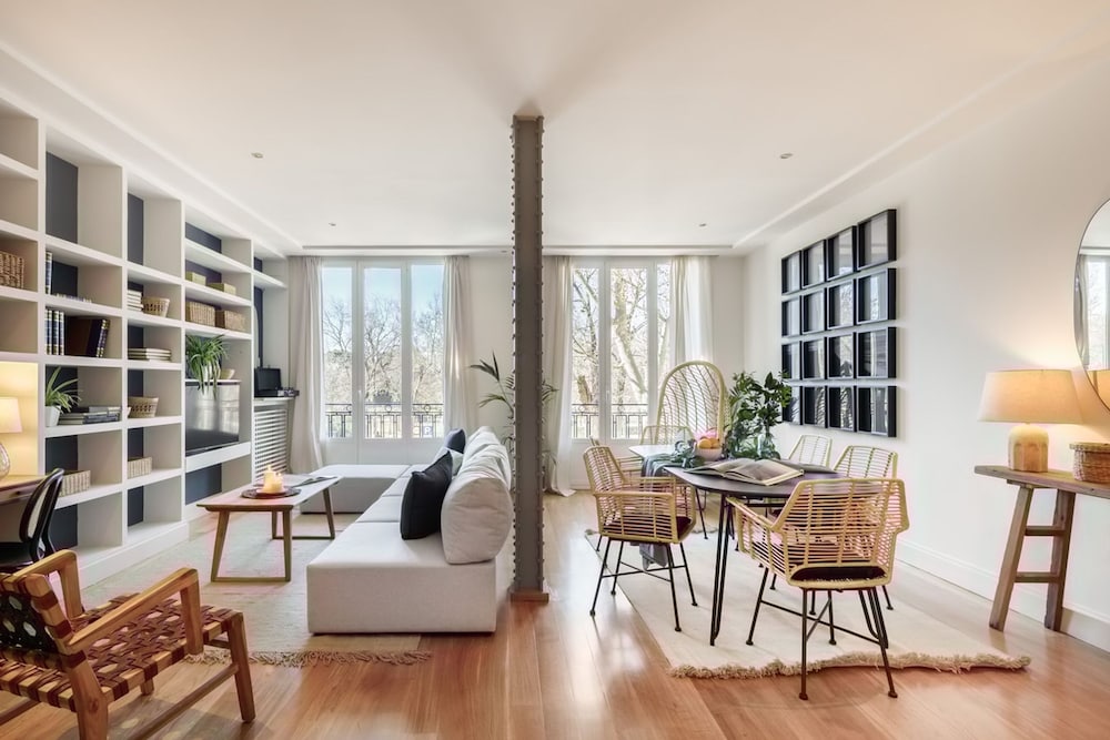 Koka 3 Bedrooms Apartment in Ibiza Retiro Madrid