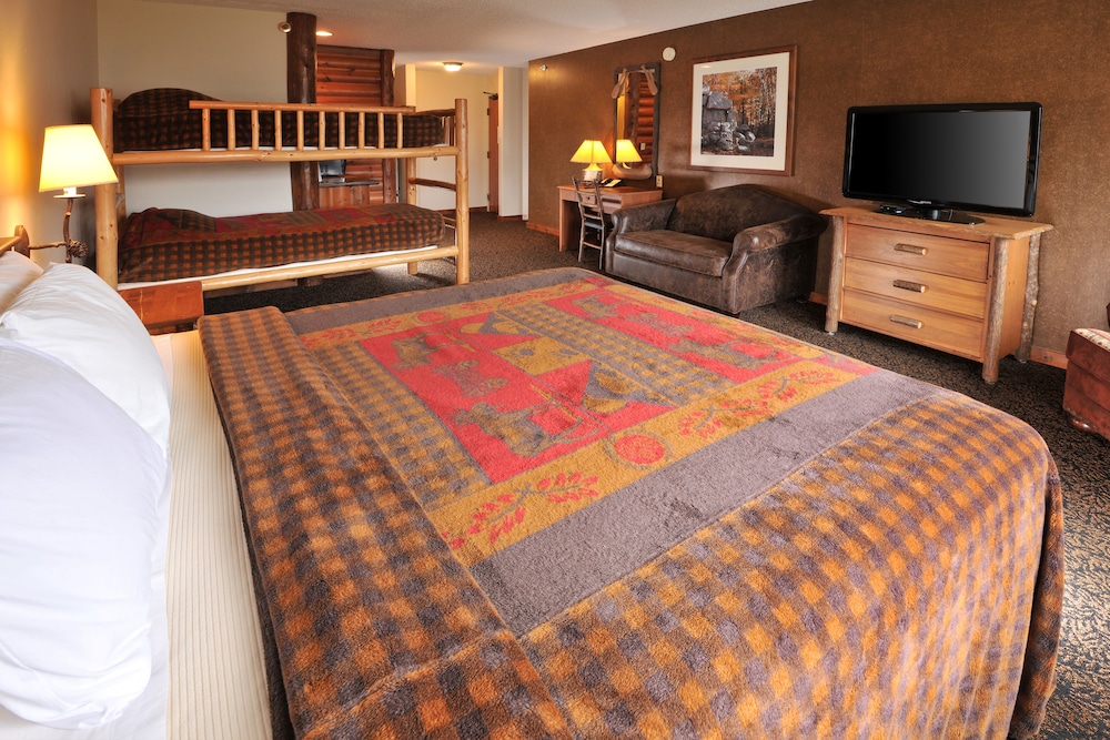 Cedar Creek Hotel Wausau Rothschild - photo 13
