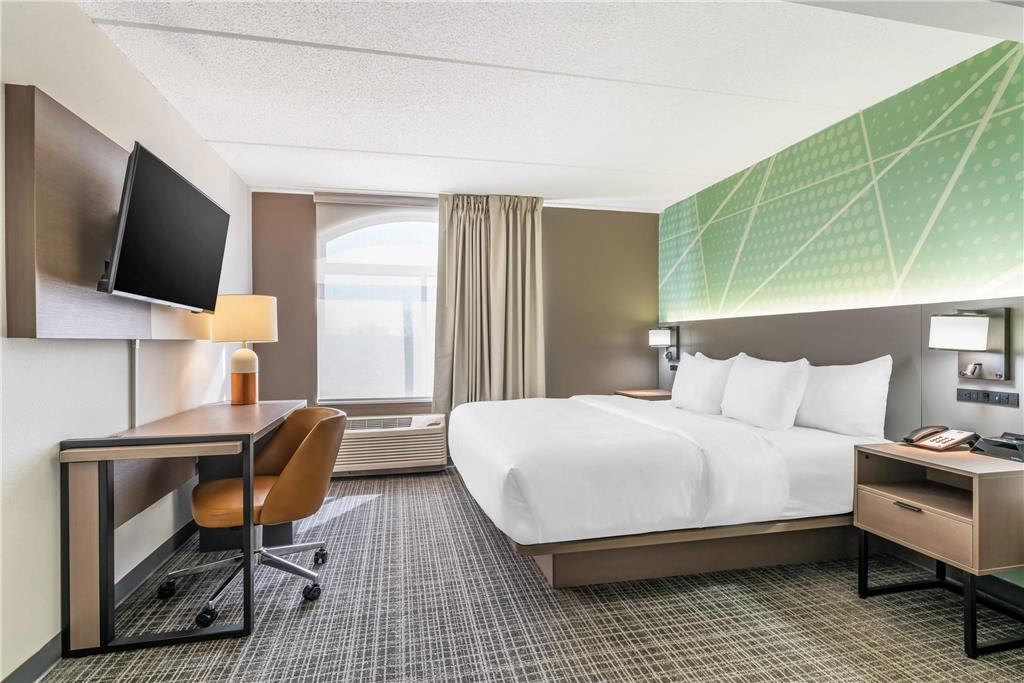 Comfort Inn and Suites Madison - photo 20
