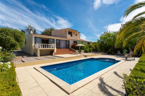Privilege Casa da Videira with Swimming Pool Quelfes Olhão — 4-Star Luxury Hotel in Olhao, Portugal