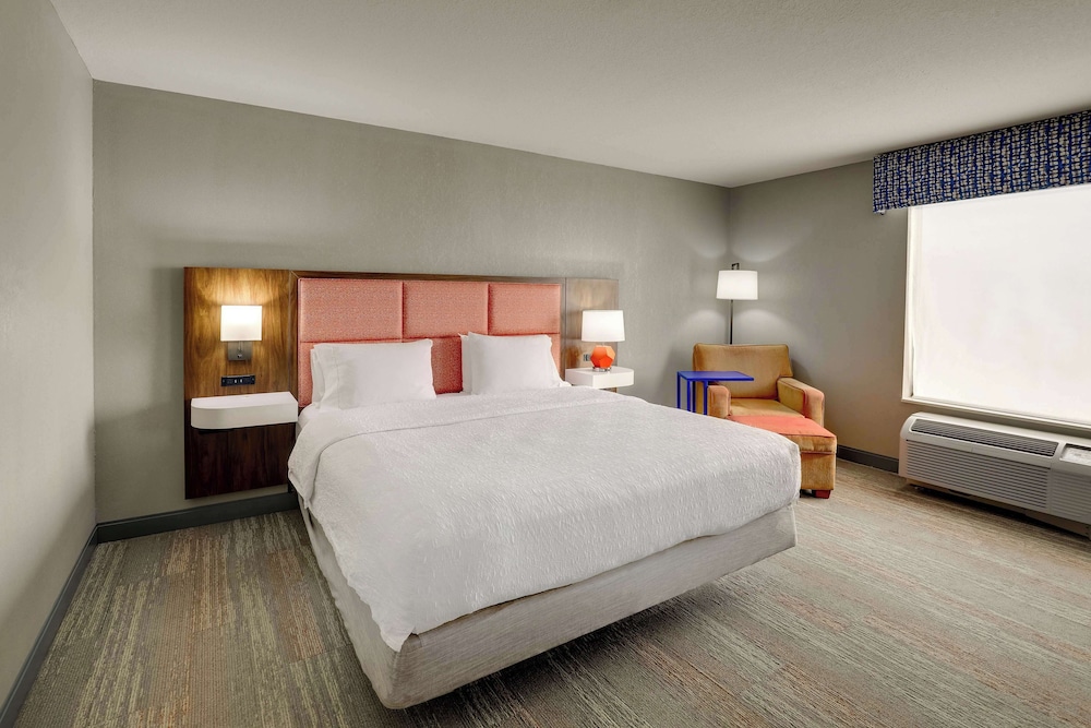 Hampton Inn & Suites St. Louis Edwardsville - photo 16