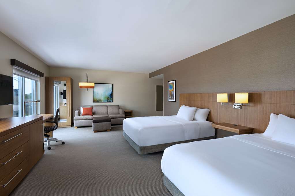 Hyatt Place Greensboro Downtown - photo 2