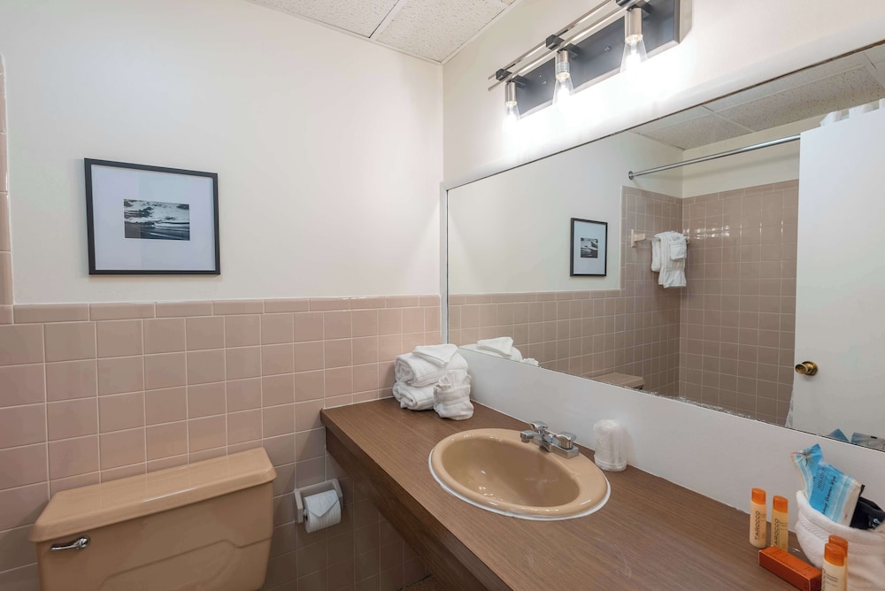 Ocean House Hotel & Motel - photo 131