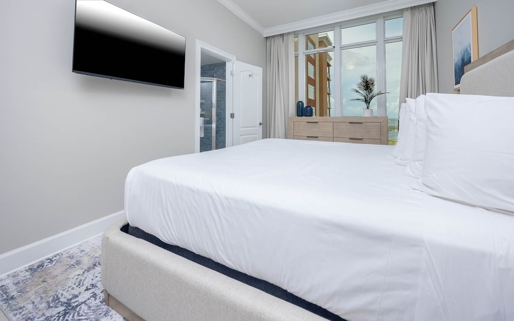 Phoenix Gulf Towers 2405 4 Bedroom Condo - photo 12