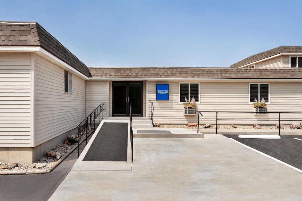 Travelodge by Wyndham Edgemont - photo 16