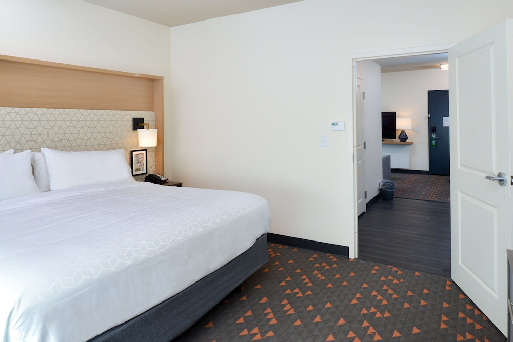 Holiday Inn Fort Worth Alliance by IHG - photo 16
