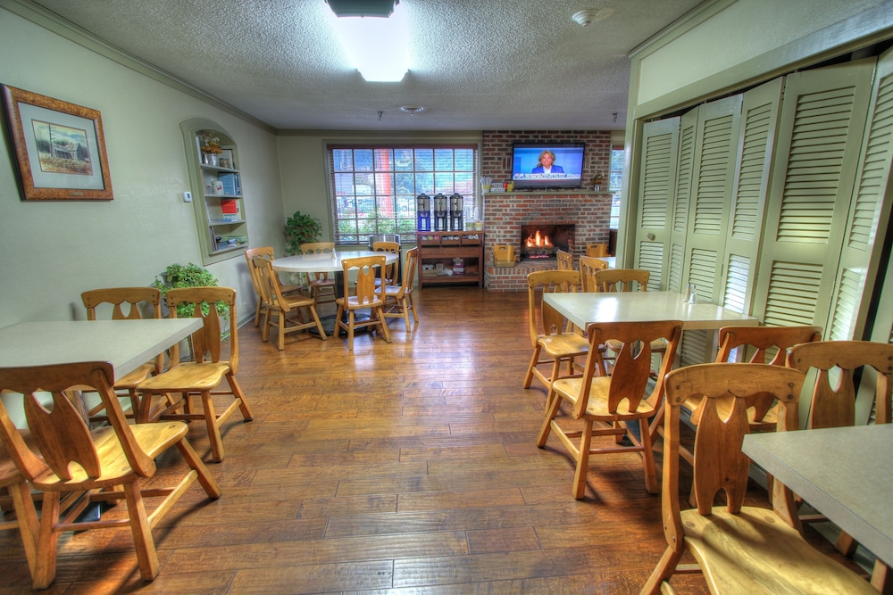 The Historic Gatlinburg Inn - photo 48