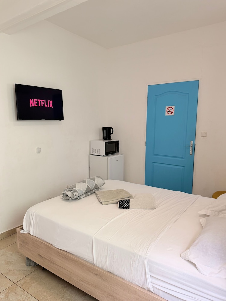 Azur Hotel - last minute hotel in Saint-Denis