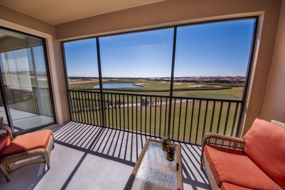 Alana's Champions Gate Townhome Kissimmee - photo 4