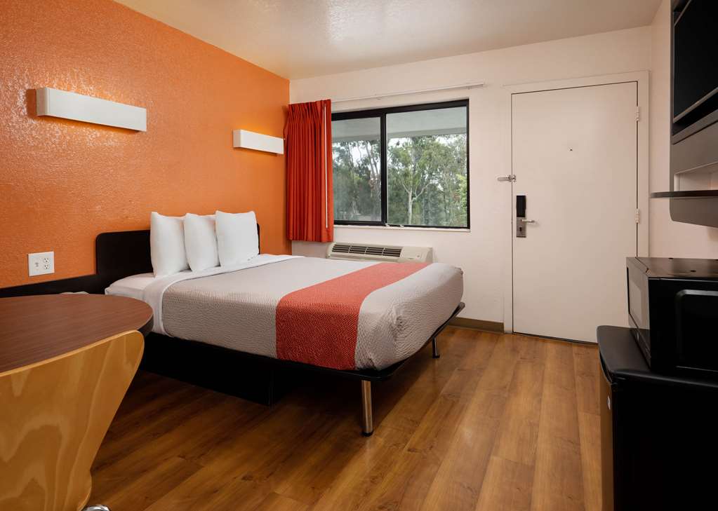 Motel 6 Camarillo CA - photo 14