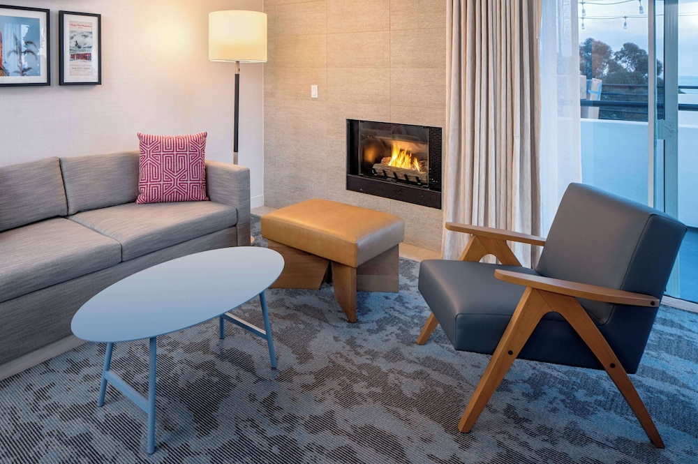 Hilton Garden Inn Dana Point Doheny Beach - photo 26