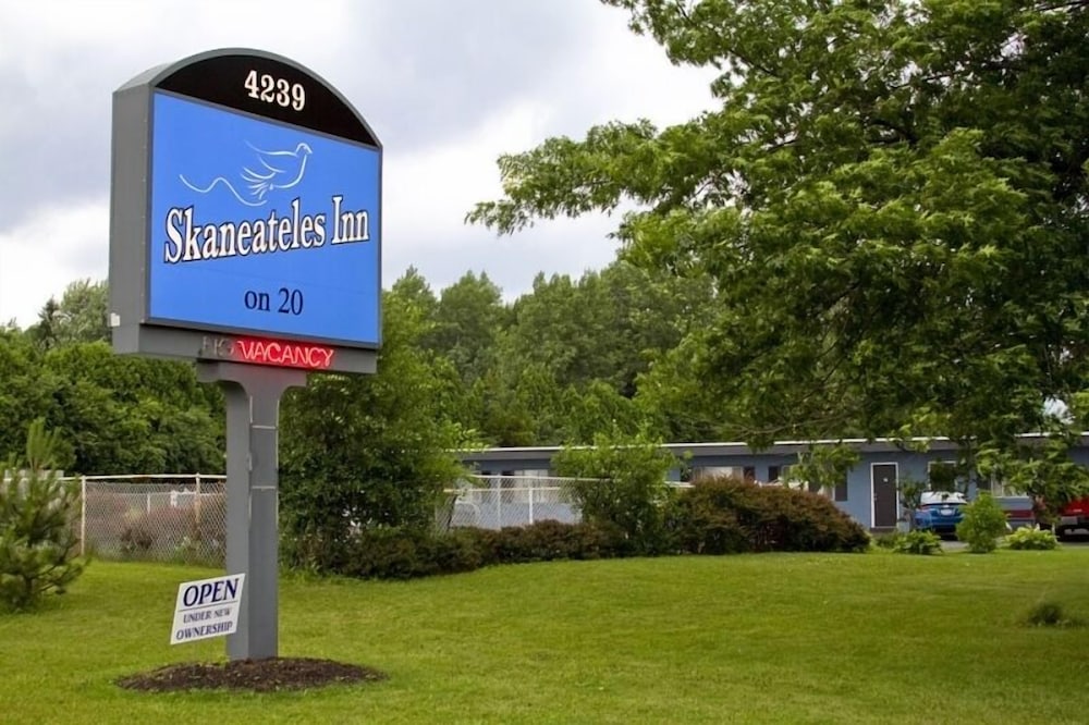 Skaneateles Inn on 20 - photo 22