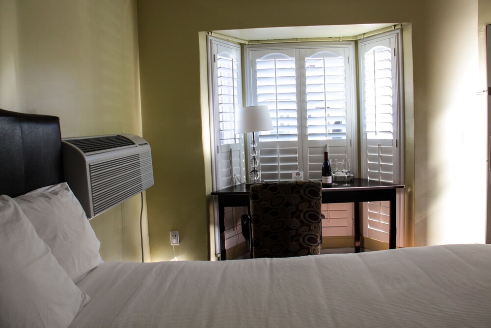 El Royale Hotel Near Universal Studios Hollywood - photo 22