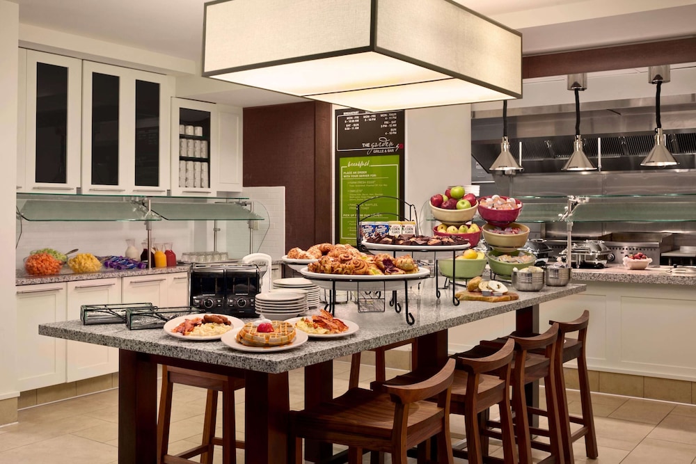 Hilton Garden Inn Rochester Pittsford - photo 42