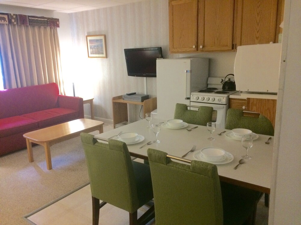 Forest Glen Inn - photo 8