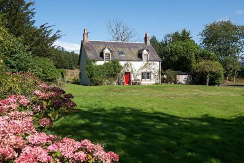 The White House — 4-Star Luxury Hotel in Duns, United Kingdom