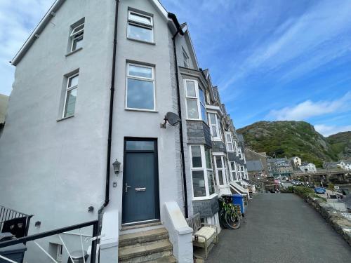 Harbour House — 4-Star Luxury Hotel in Barmouth, United Kingdom