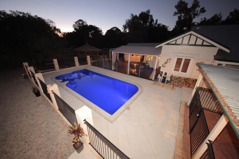Rothwood Homestays — 4-Star Luxury Hotel in Perth, Australia