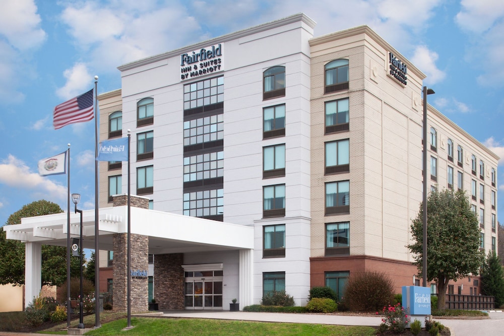 Fairfield Inn & Suites by Marriott Charleston - photo 38