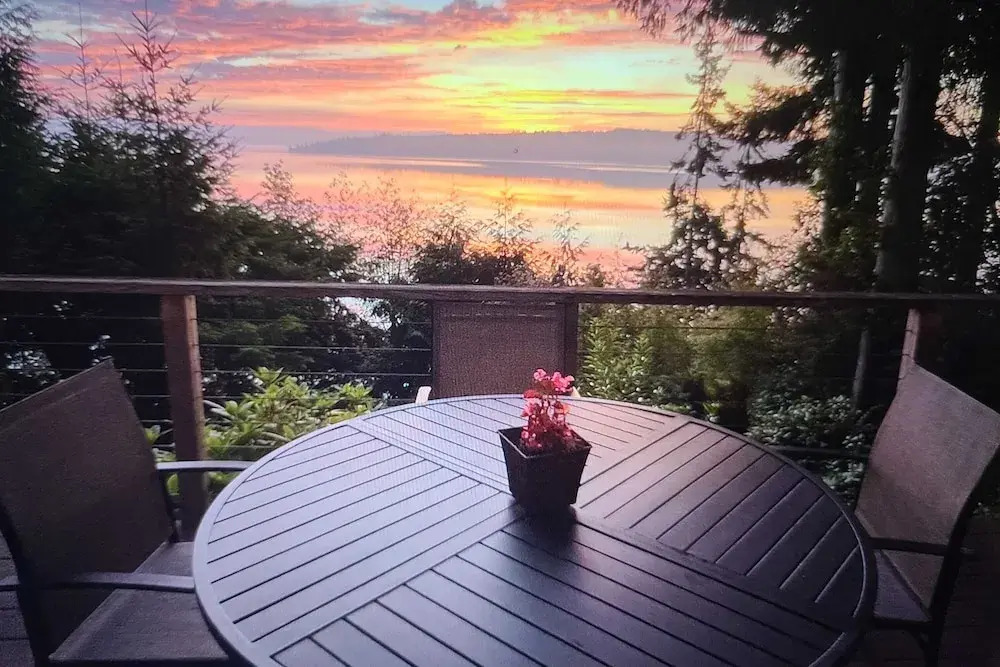 Serenity Pines by Avantstay Incredible Views — hotel in Freeland