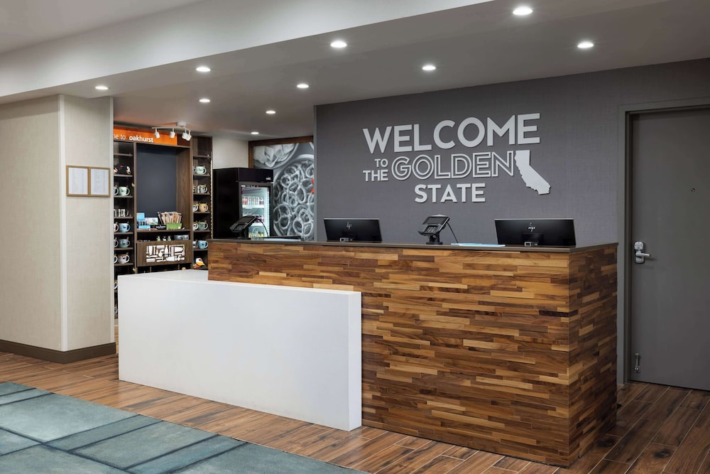 Hampton Inn Oakhurst Yosemite - photo 5