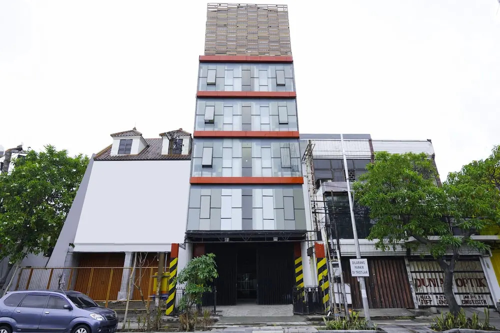 Flagship 3688 Pot Art in Surabaya, Indonesia