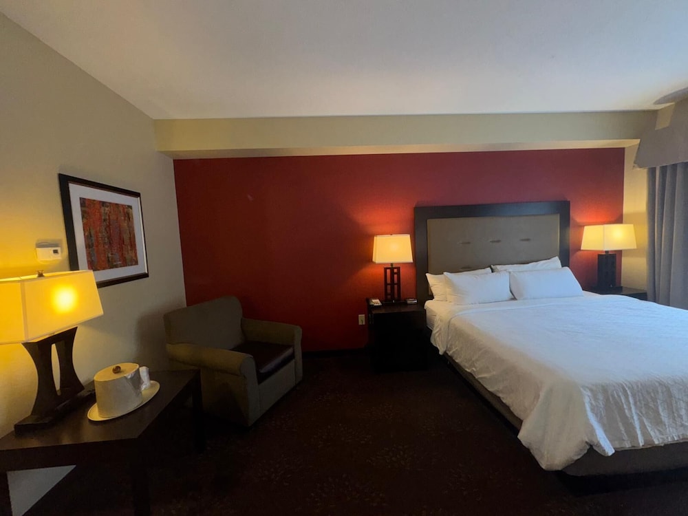 Wyndham Garden Anchorage Airport - photo 9