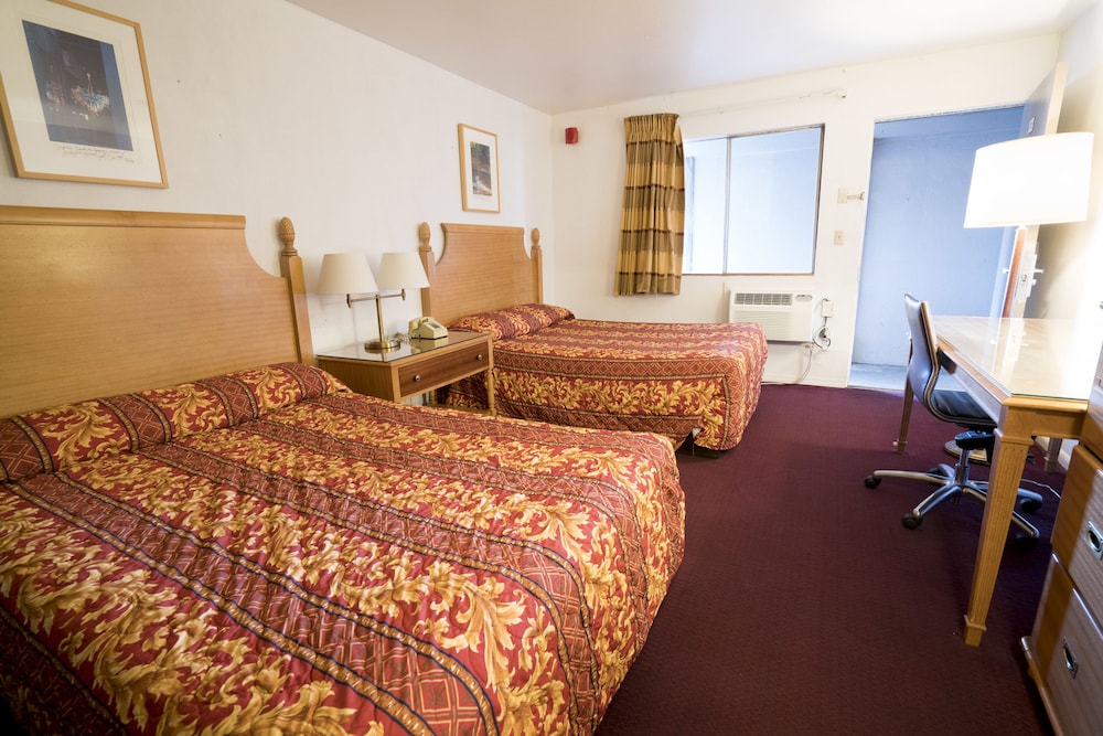 Seatac Inn - photo 15