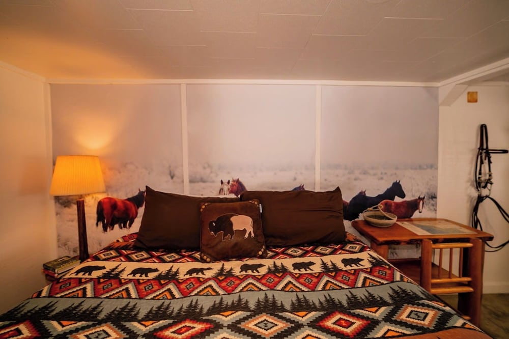 Chinook Winds Motel - photo 34