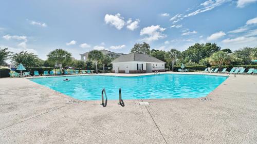 711 Ironwood Home — 4-Star Luxury Hotel in Myrtle Beach, United States