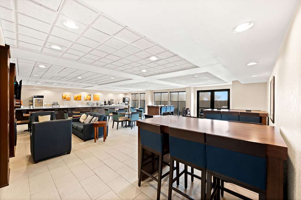 Comfort Inn & Suites Decatur Forsyth - photo 28