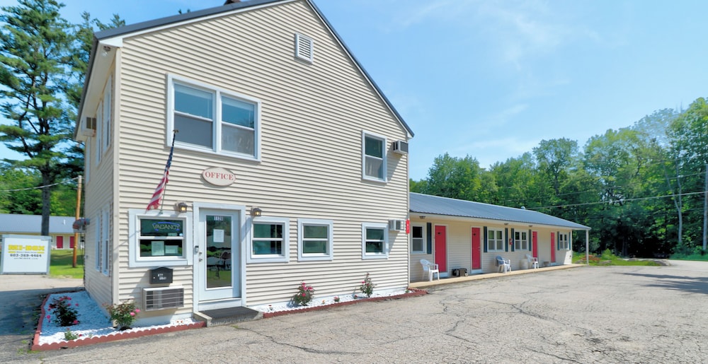 The Villager Motel - carbon neutral hotel in Bartlett