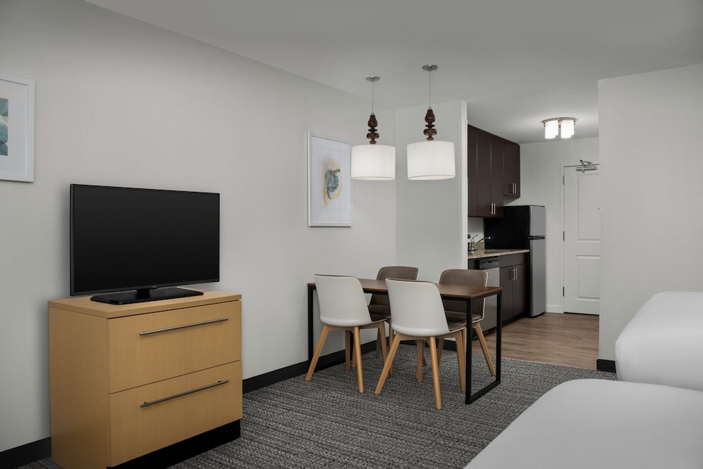 TownePlace Suites by Marriott Gainesville Northwest - photo 9