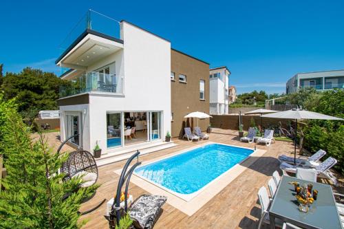 Vila Delma in Fazana Peroj — 4-Star Luxury Hotel in Fazana, Croatia