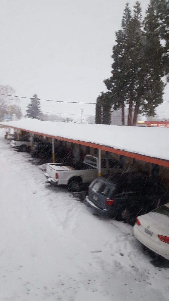 Klamath Travel Inn - photo 2