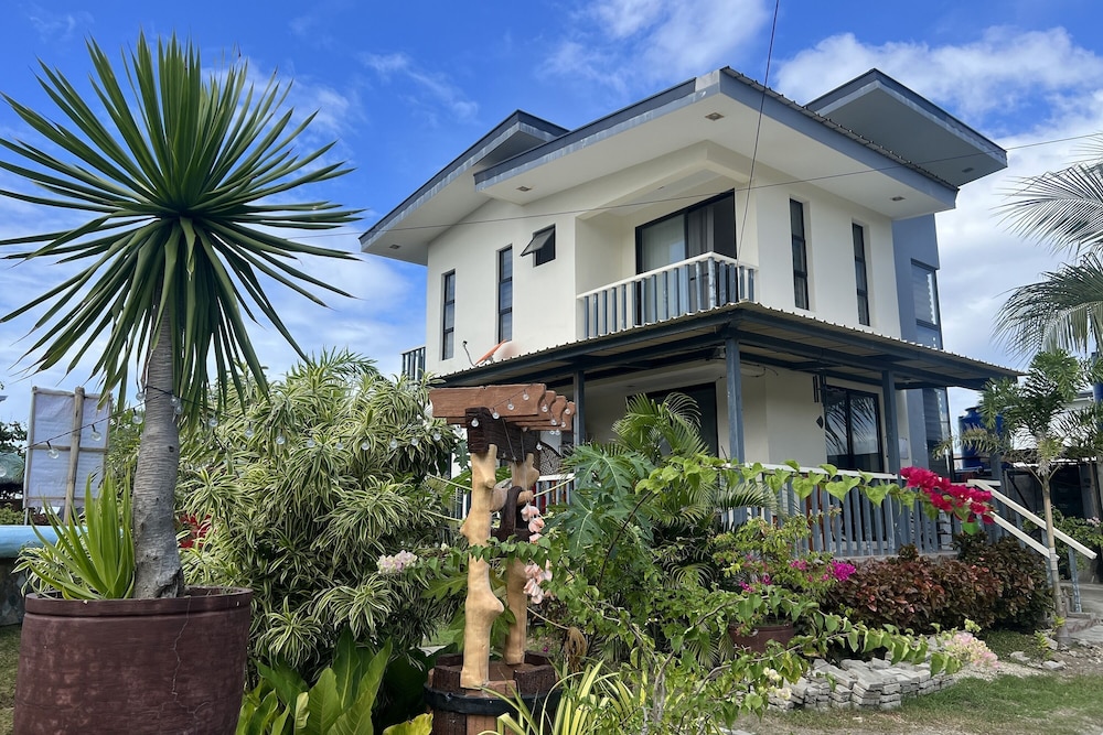 Lover’S Point Beach Front Resort in Lian, Philippines