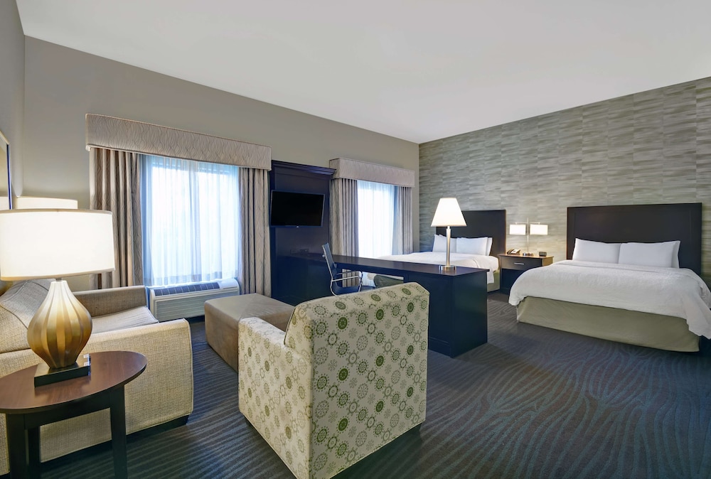 Hampton Inn & Suites Robbinsville - photo 24
