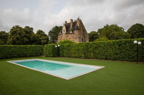 Domaine de la Maroutiere pet-friendly hotel Saint-Fort