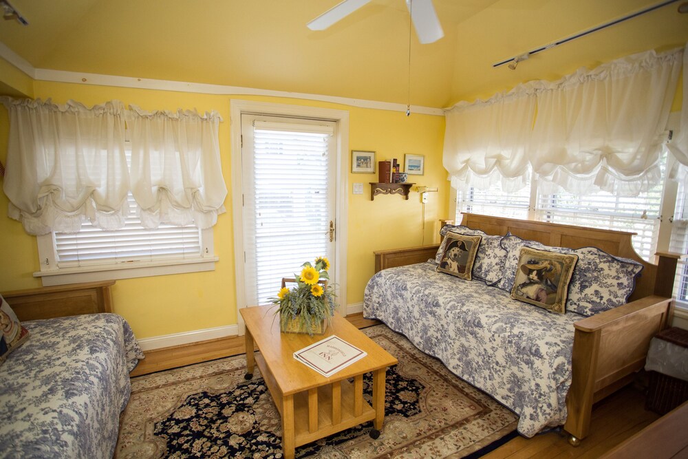 Haddonfield Inn - photo 27