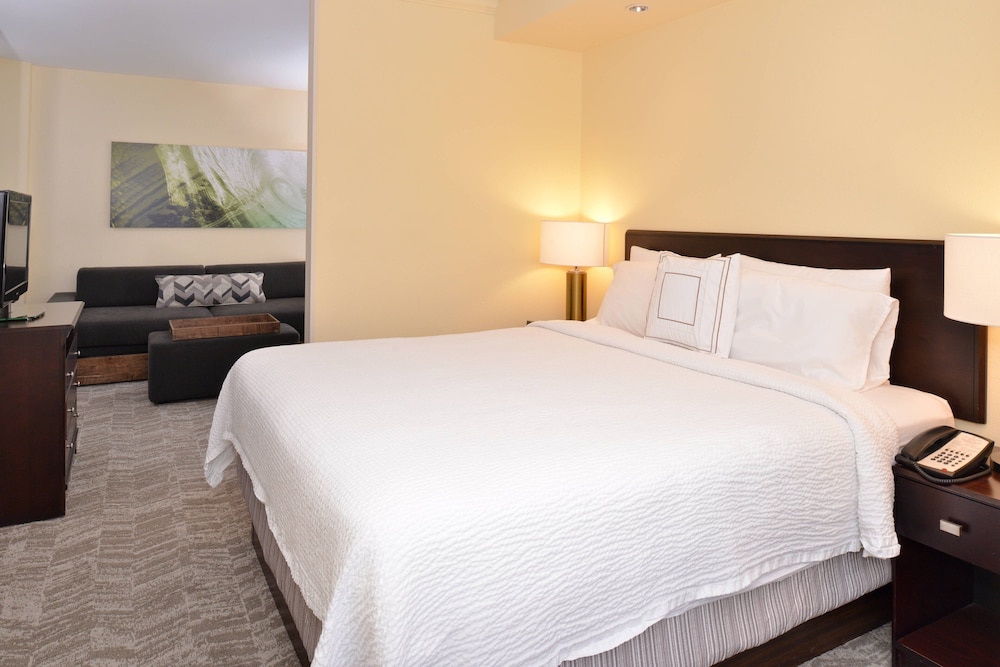 SpringHill Suites by Marriott Corona Riverside - photo 12