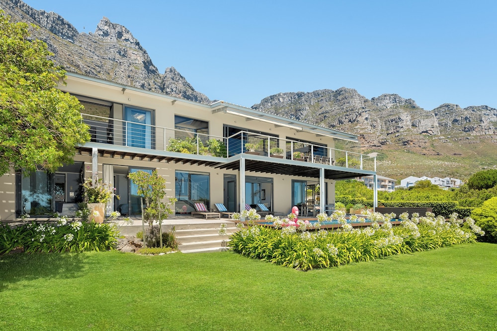 Hely Horizon — 4-Star Luxury Hotel in Cape Town, South Africa