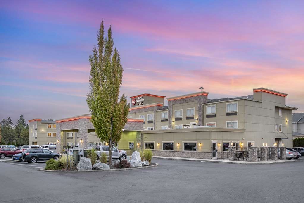 Best Western Plus Peppertree Airport Inn - featured photo