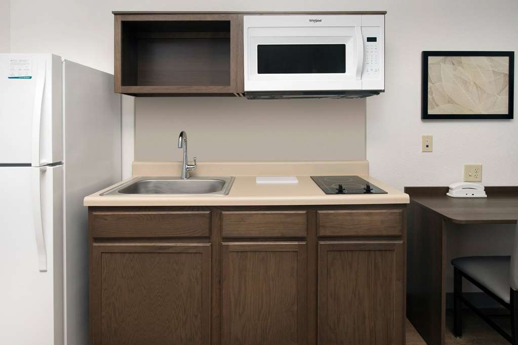 WoodSpring Suites Miami Southwest - photo 11