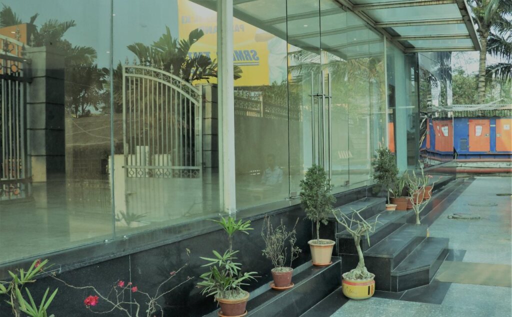 Comfort Inn Kings Crown in Kolkata, India