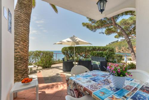 Appartamenti Costasud — 4-Star Luxury Hotel in Capoliveri, Italy