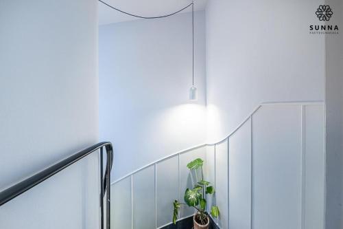 Bright modern 2BR apartment in central Reykjavík
